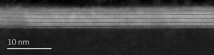 High resolution TEM image of 4 monolayers of InSe deposited on Si(111)